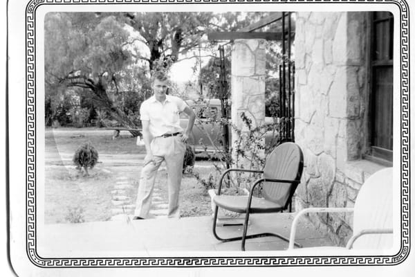 Photo of Lawrence Dausin